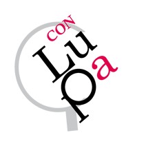 GRUPO CON LUPA
